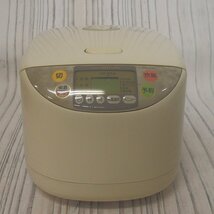 f002 KAI TOSHIBA 東芝 炊飯器 RCK-M18C ホワイトベージュ IH鍛造厚釜 1升炊き 2000年製 キッチン家電 動作未確認_画像1