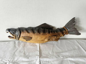 アイヌ 鮭 壁掛け レリーフ 北海道 木彫り 一刀彫 63cm 看板