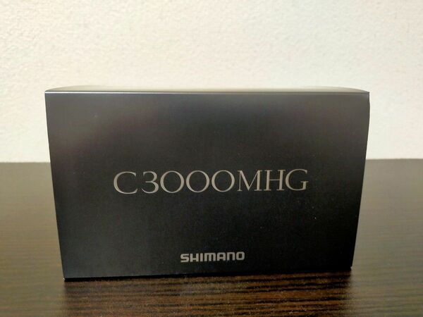 【新品未使用】SHIMANO シマノ22 ステラ C3000MHG スピニングリール