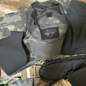 サバゲー 装備品 セット ホルスター マガジンポーチ ゴーグル ダンプポーチ グローブ 戦闘服など / マルイM4AK MP5 ミリタリー の画像9