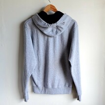 B30◆チャンピオン CHAMPION プルオーバー パーカー size USA:S ASIA:L グレー 中古 古着 USED AUTHENTIC ATHLETICWEAR_画像4