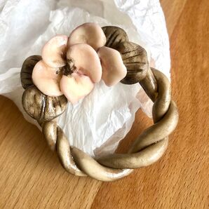 花ブローチ ヴィンテージ アンティーク ビンテージ ブローチ リング 花 アクセサリー 小物 雑貨 かわいい 可愛い おしゃれ