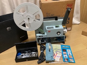 【昭和レトロ】ELMO ST-1200HD 8ミリ フイルム 映写機 ケース付　元箱　付属品　説明書あり、通電確認済み