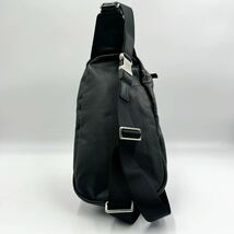 1円 【極美品】 COACH コーチ トンプソン ボディバッグ レザー 黒 ブラック ショルダーバッグ スリングバッグ メンズ 70360_画像3