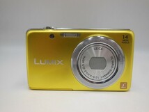 JS【セ4-55】【60サイズ】▲パナソニック/LUMIX DMC-FH6 デジタルカメラ イエロー/通電可/ジャンク扱い/※傷・汚れ有_画像2