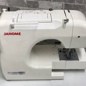 ★中古品★ JANOME ジャノメ N-571 家庭用ミシン コンパクトミシン ヌイキル ケース付 ロックカッター機能の画像2