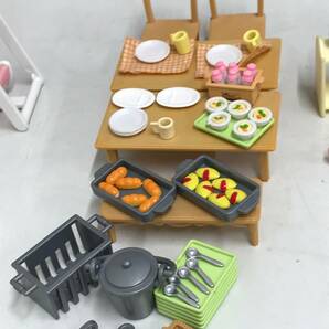 ★中古品★ シルバニアファミリー お風呂セット/給食セット/ベビーセット 小物 まとめての画像3