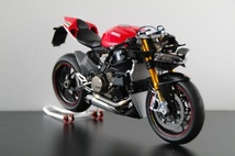 ★1/12 DUCATI 1199 PANIGALE S TRICOLORE 塗装完成品（タミヤ製）_画像6