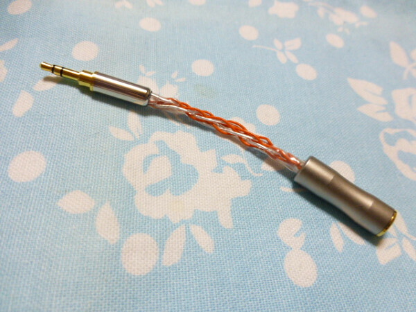 4.4mm5極 (メス) → 3.5mm3極 変換ケーブル オーグライン+pt 撚り線 + ALO SXC Cryo 24awg 八芯 ブレイド編 5cm トープラ販売 コンパクト