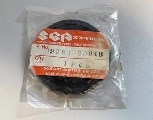 入手困難！廃盤新品! スズキ 純正 GSX750S1〜4、E4 クランクシャフトRHオイルシール