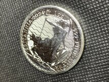 31.1グラム 2023年 (新品) イギリス「ブリタニア」純銀 1オンス 銀貨 (チャールズ3世)_画像3