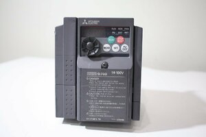 F5203【現状品】三菱電機 汎用インバータ FREQROL-D700 FR-D710W-0.75K