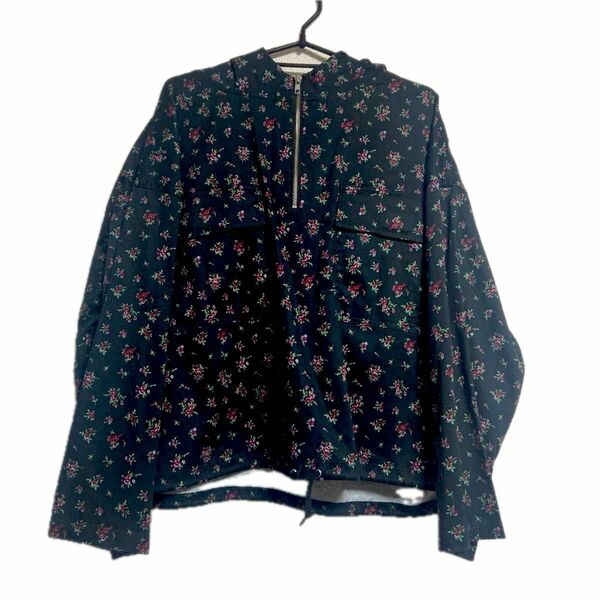 xgirl エックスガール　FLORAL HALF ZIP HOODIE