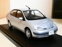 国産名車コレクション 1/43 トヨタ 初代 プリウス 1997 シルバー アシェット 旧車 クラシックカー ミニカー ＴC_画像1