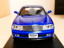 国産 名車コレクション 1/43 日産 セドリック 2001 青 アシェット 旧車 クラシックカー ミニカー ＴD_画像3