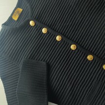 美品　FENDI　フェンディ　ニット　スカート　セットアップ　スーツ　金ボタン_画像6