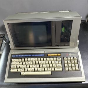 【G-423】ジャンク通電不可　SHARP MZ-2000 本体のみARP BD-NW1200 部品