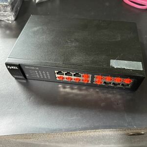[B848]Zyxel Es1100-16 Port 10/100 Switch