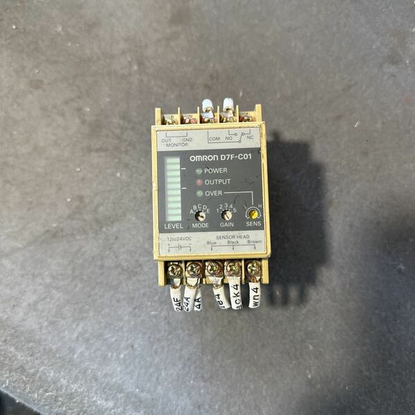 「S478」OMRON オムロンD7F-C01 振動センサー コントローラ