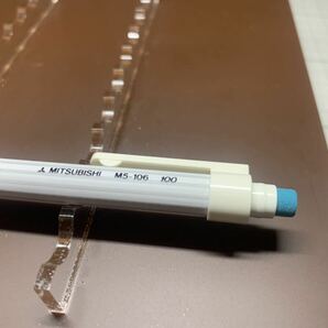4L31 三菱鉛筆 M5-106 シャープペンシル 0.5mm 白の画像4
