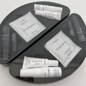 新品未開封　バレード　BYREDO エミレーツ航空　香水　 ファーストクラス 2セット　バレド　アロマオイル