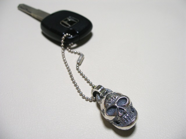 Nio Chokin Skull Key Chain Handmade 86, ladies accessories, pendant top, charm, silver