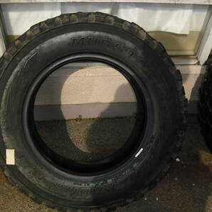 ③【2本セット】MUDSTERマッドスター 195/80R15C ホワイトレター 2022年製 2本セットで内１本はオマケ ハイエース キャラバンの画像8