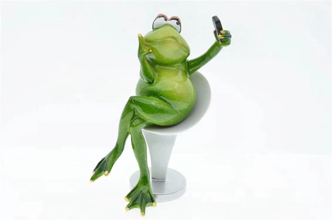 カエルの置物 樹脂 蛙 カエル フィギュア オーナメント インテリア ユニーク 可愛い 装飾 雑貨 置物 小物B HD302, ハンドメイド作品, インテリア, 雑貨, 置物, オブジェ