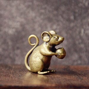 純銅 マウス 置物 ミニチュア クリエイティブ かわいい ラットラッキー 動物小型 デスクトップ 装飾風 水家の装飾 HD447