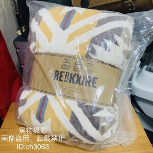 BERKXIRE フランネル 毛布 ブランケット シングル フランネル とろけるような手触り 180*200cm キャンプ　アウトドア野外登山　