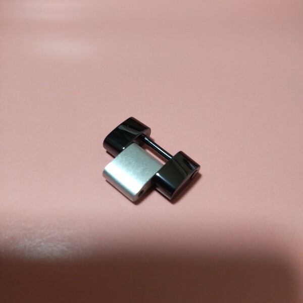 CHANEL J12 シャネル H1624 スーパーレッジェーラ 駒 セラミック アルミニウム 希少 廃盤 1コマ 幅 17mm 裏面 ピン キズ あり 送料込み