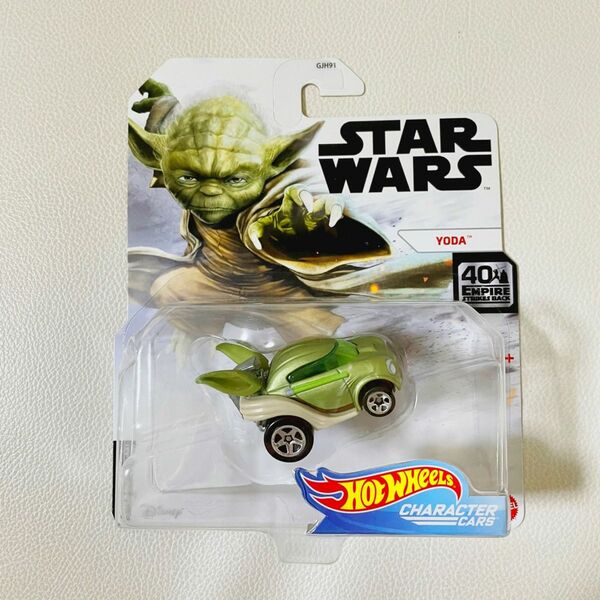 【新品】Hot wheels ホットウィール STARWARZ スターウォーズ　ヨーダ　ミニカー