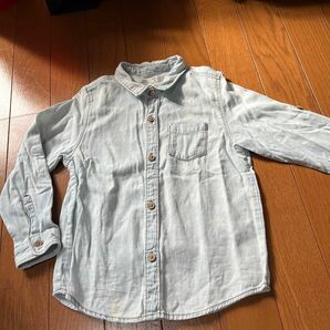 長袖シャツ ボタンダウン　ZARA 星柄　104サイズ