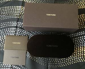 【新品未使用】 TOMFORD トムフォード アイウェア　メガネケース　ブラック