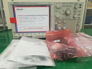 「未使用品」Tektronix MSO4032 300MHz 2 Channel 2.5GS/s 2Ch Oscilloscope