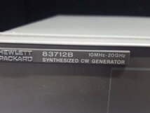 [NBC] HP 83712B シンセサイズド・CWジェネレータ (Opt. 1E8 1E9) 10MHz-20GHz Synthesized CW Generator (中古 0310)_画像3