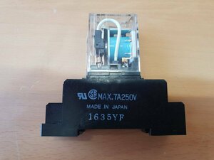 OMRON MY2 2-M4X10 タイマH3YN用SOCKET MAX 7A 250V ★1個 [1635YF]