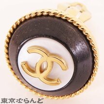 101693104 シャネル CHANEL ココマーク イヤリング ゴールドxブラック メタル ウッド シェル 95P レディース ヴィンテージ_画像6