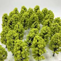 黄緑 8.5cm [DauStage] 杉の木 森林 スギ 模型 選べる 色 サイズ Nゲージ ジオラマ 鉄道 建築 用 樹木 風_画像2