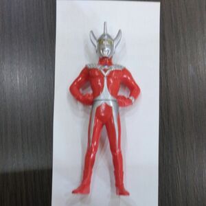 ウルトラマンフィギュア ＨＧ　我らウルトラ戦士編 ウルトラマンタロウ