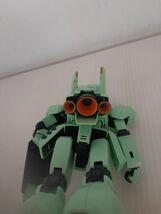 SZ104-0311-68 【中古】 MG ジェガン 現状品 組立済 プラモデル ガンダム_画像7