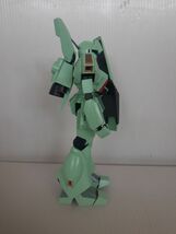 SZ104-0311-68 【中古】 MG ジェガン 現状品 組立済 プラモデル ガンダム_画像4