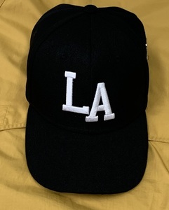 帽子　LA　★★★LOS　ANGELES★★★　CALIFORNIA　黒　フリーサイズ　ノーブランド