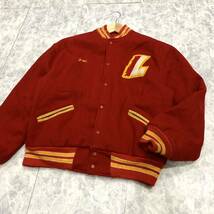 E ▼ ビンテージ / 古着 '米国製' TROPHY JACKETS 80s USA製 メルトンウール スタジアムジャケット スタジャン メンズ アウター RED_画像1