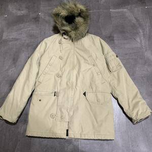 R ▼ 洗練されたデザイン!! '着心地抜群' ALPHA INDUSTRIES アルファ インダストリーズ ジップアップ 中綿 ジャケット size:M ブルゾン BGE