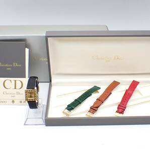 稼働品☆1円～☆Christian Dior クリスチャンディール QZ レディース腕時計 パリジェンヌ D60-159 ゴールド文字盤 スクエア/N032221の画像2