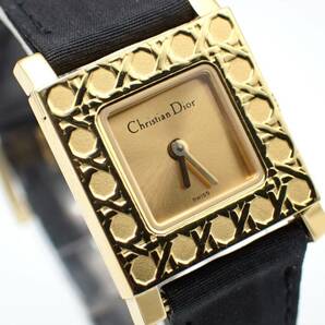 稼働品☆1円～☆Christian Dior クリスチャンディール QZ レディース腕時計 パリジェンヌ D60-159 ゴールド文字盤 スクエア/N032221の画像4
