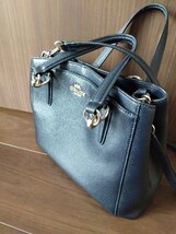 コーチ ショルダーバッグ COACHコーチ COACH クロスボディ ハンドバッグ ショルダーバッグ 2way 斜め掛け レザー 紺 ネイビー _画像2