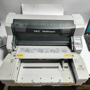 「G」印字出来　NEC / ドットプリンタ / MultiImpact 700XEN (LAN搭載)　PR-D700XE-04ジートフィーダセット　重32kg