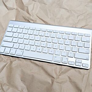 Apple ワイヤレスキーボード US配列【A1314】Wireless Keyboard Mac Bluetooth